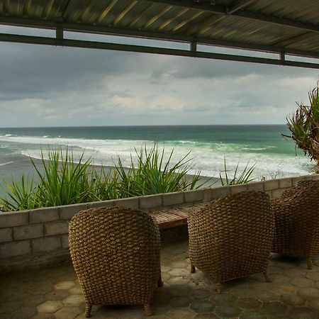 Omah Sundak Homestay Tepus المظهر الخارجي الصورة